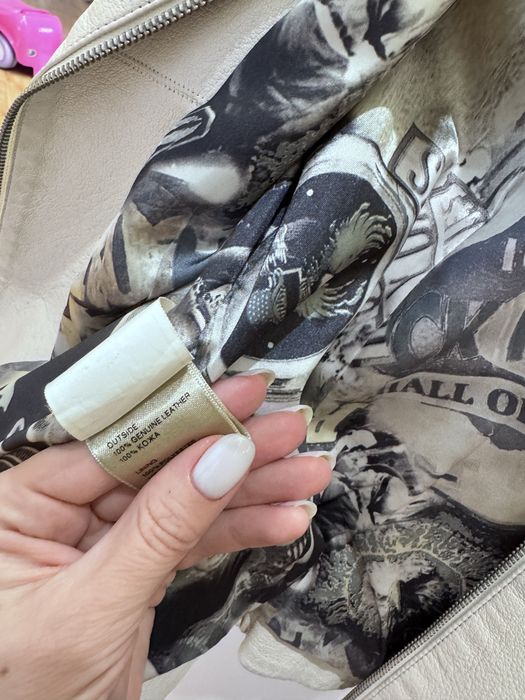 Шкіряна куртка молочна XS