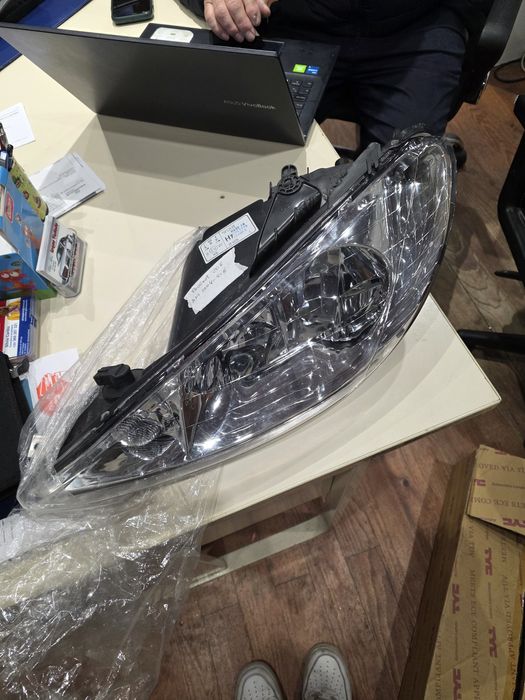 Farol peugeot 206 NOVO