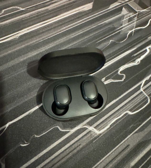 Mi True Wireless Earbuds Basic Headphones | Bluetooth | Like New64586215771139120