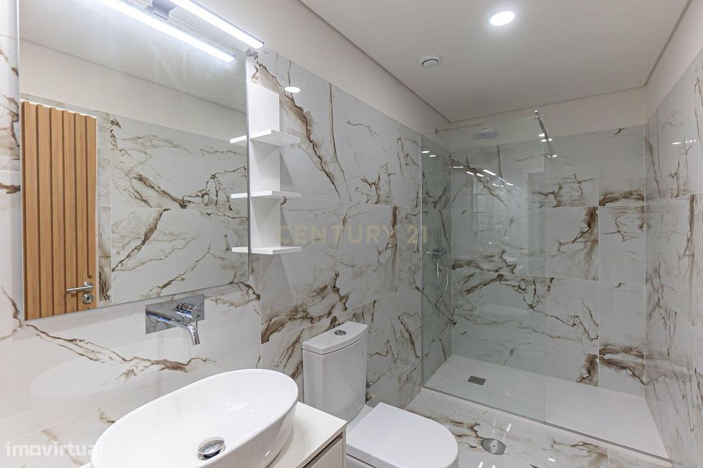 Apartamentos T0+1 e T2 à Venda – Edifício Novo no Centro do Porto