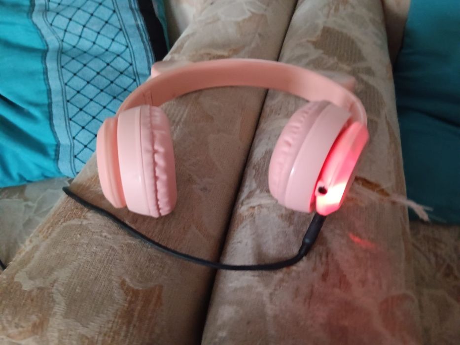 Fone de gatinho Bluetooth com LED64354168055937123