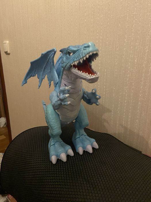 Іграшка “Дракон, що дихає вогнем” (світиться, видає звуки)