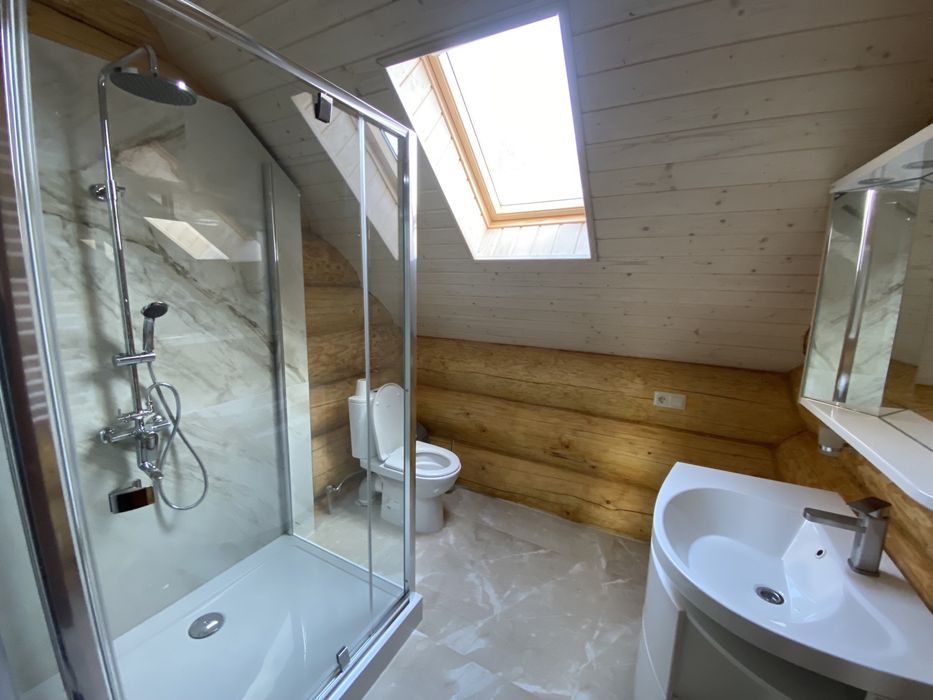 Шале в Карпатах з чаном та сауною