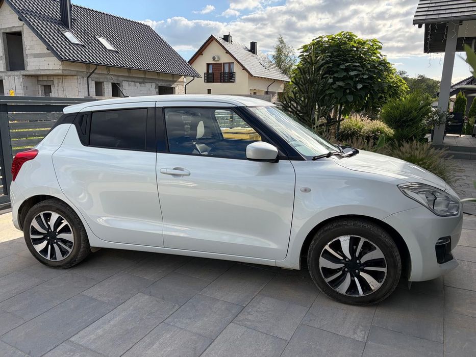 Samochód Suzuki swift