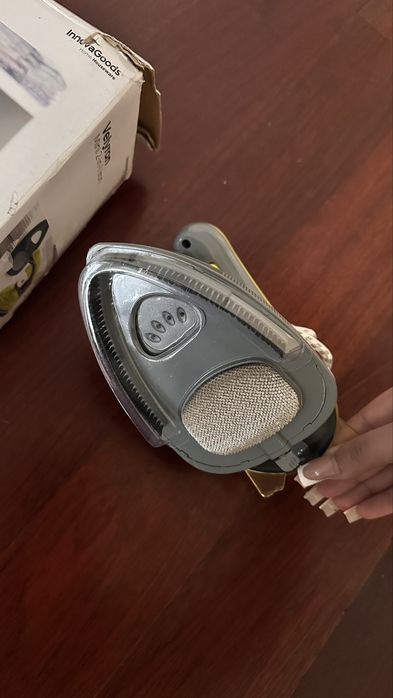 Mini ferro de passar