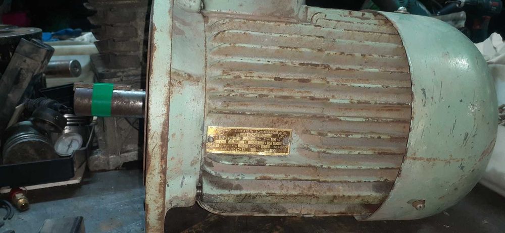 электродвигатель 3кВт/700об 7.5квт，17квт，37квт，10квт，2.2квт, 1.1квт