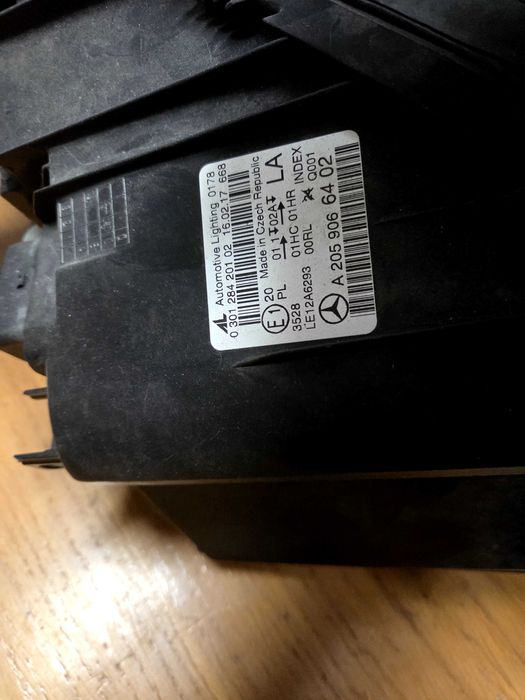 Farol Mercedes Frente C-220 CDI 2014 usado