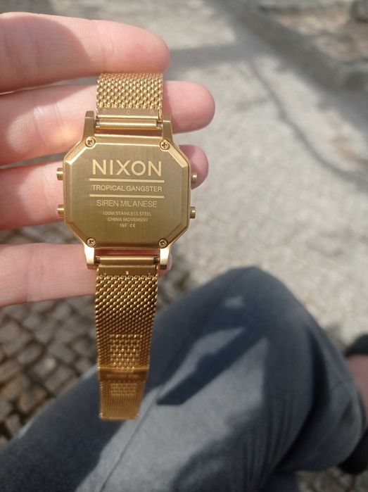 Relógio Nixon Siren Milanese All Gold