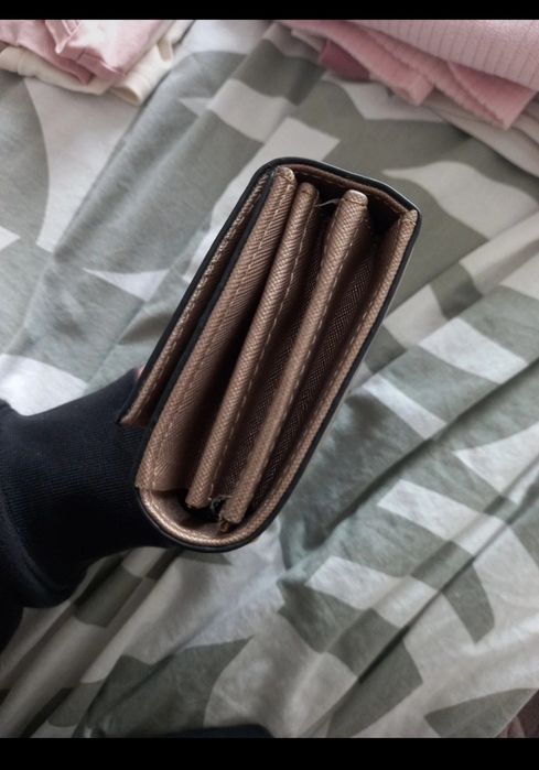 Carteira Vilanova dourada