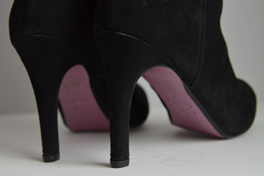 Muszkieterki kozaki zamszowe na szpilce Vanilla Moon 39