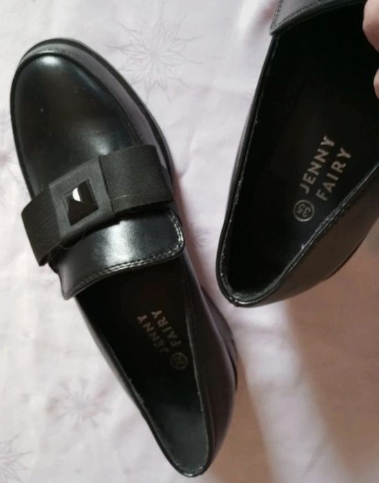 Damskie półbuty z kokardą rozmiar 35