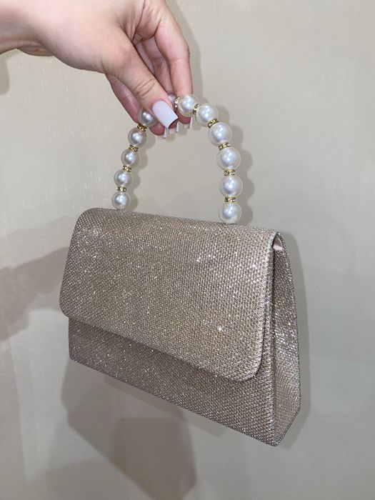 Випускна шикарна сукня