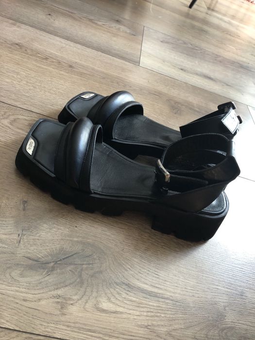 Sandały na lato 38 rozmisr