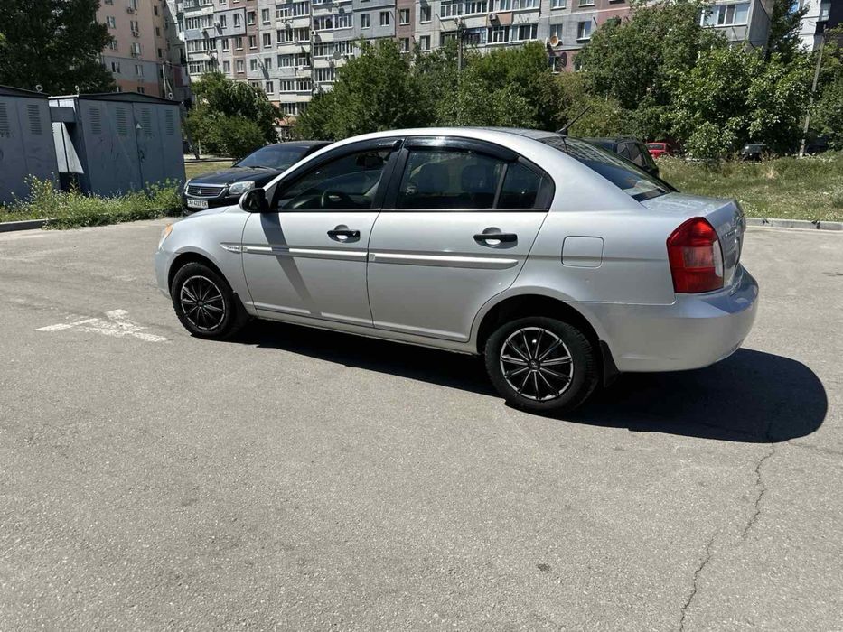 Hyundai Accent автомат