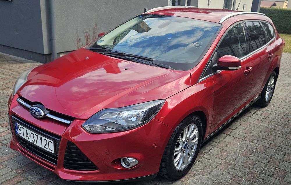 Ford Focus kombi 2.0 Diesel Titanium - bardzo dobry stan i niski przebieg