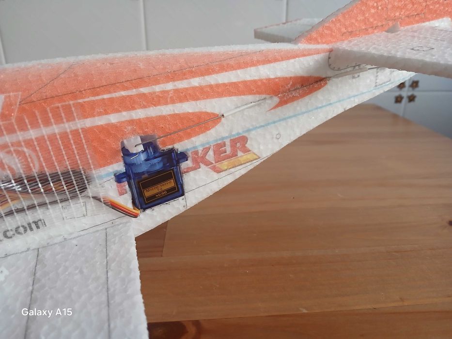 Avião RC Mini STREGA