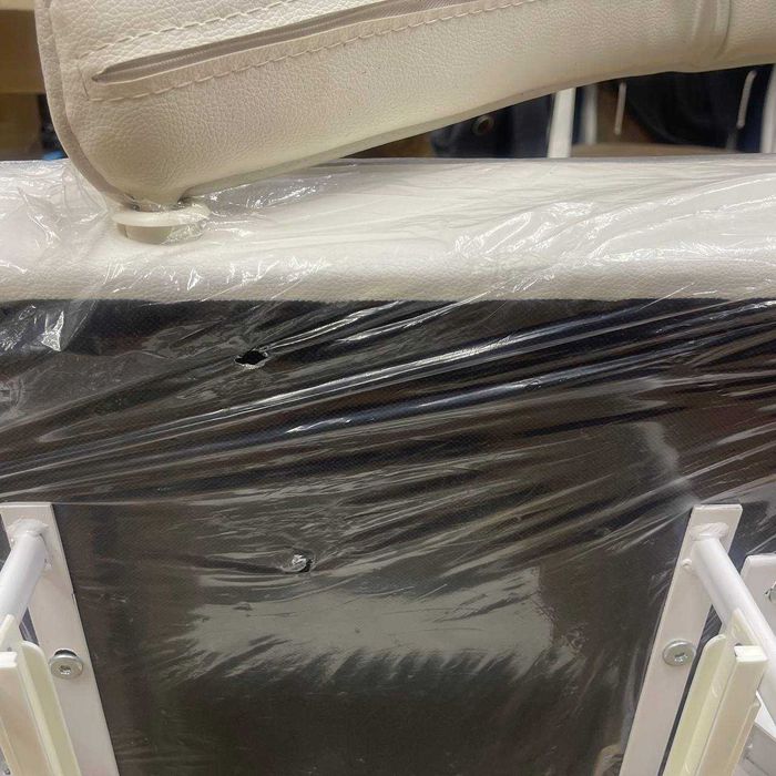 кушетка,  для косметологічних процедур або масажу.