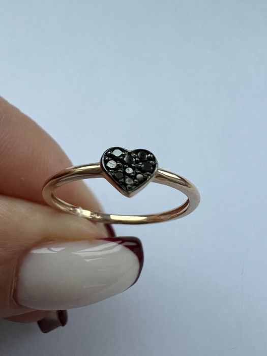 Золотое кольцо с черными бриллиантами р.16,5 красное золото 585 проба