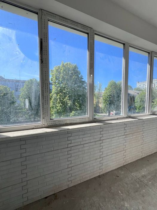 Продаж 3 кімнатної квартири в Центрі міста
