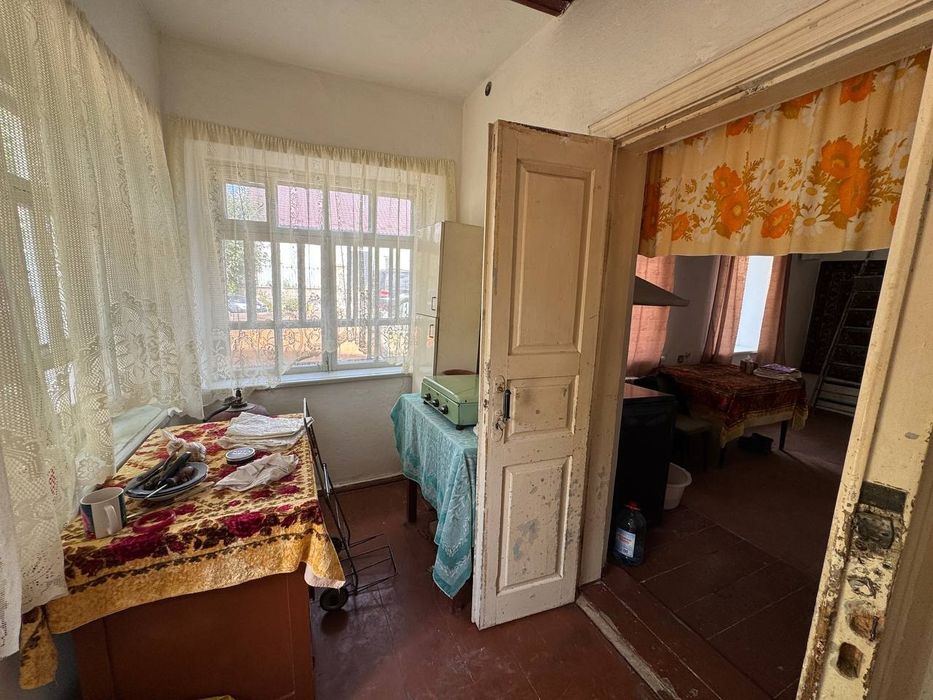 Продається будинок 51м² земельна ділянка 7 соток.  Р-н 3 школи