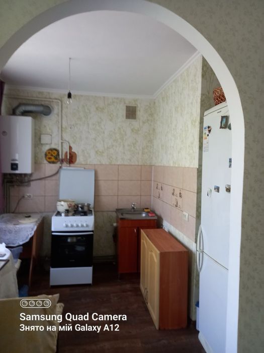 Продаю 2 кімнатну квартиру