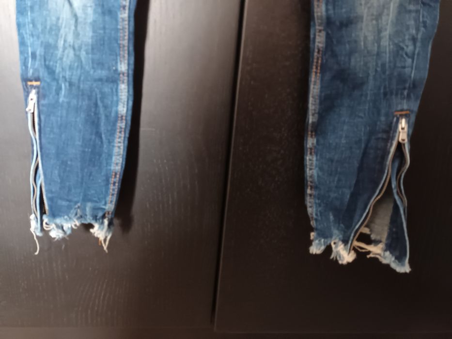 2 Calças Ganga Salsa e Zara Mulher