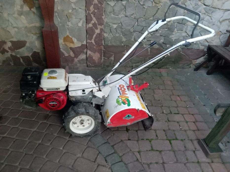Glebogryzarka japońska   Honda