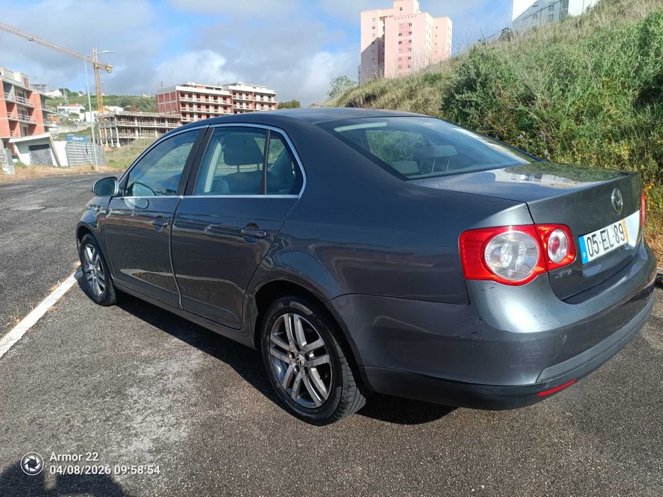 vw jetta 1.9 tdi bxe 633mil km (mistura gasóleo no óleo)