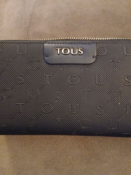 Carteira de senhora muito pratica. Original da Tous. Cartões, dinheiro