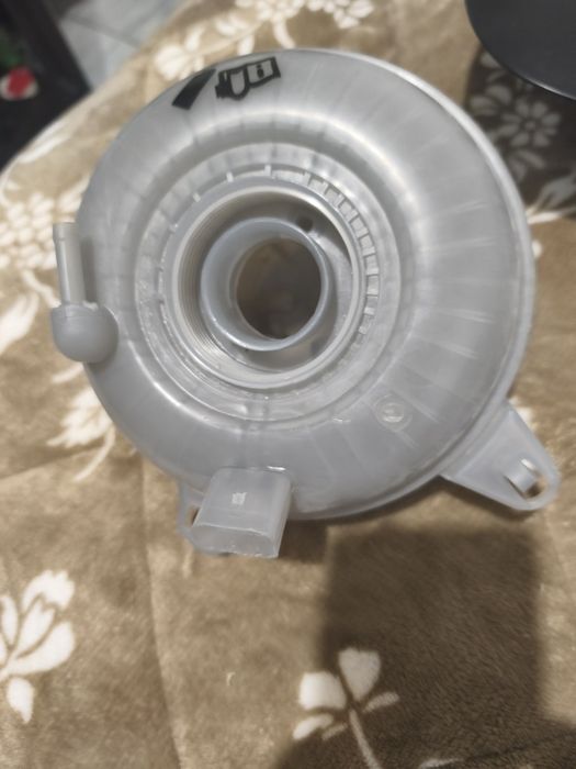 Reservatório de água SEAT Leon 2019