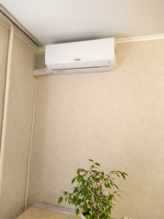 Продам кімнату святошинський район