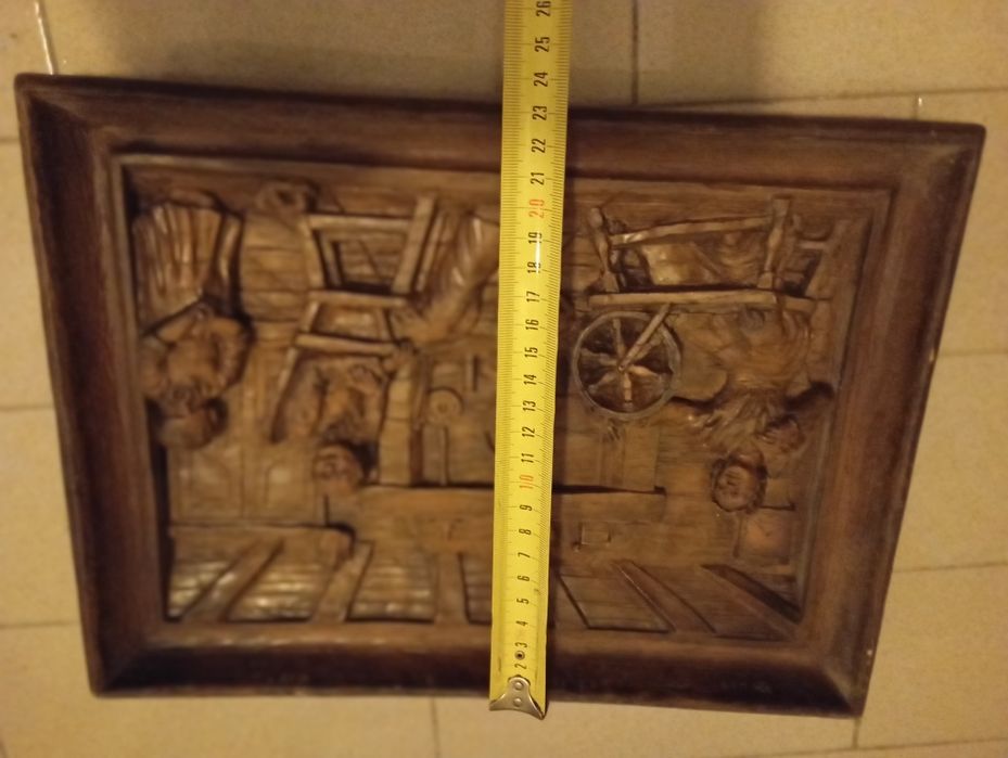 3 quadros esculpidos em madeira entalhada