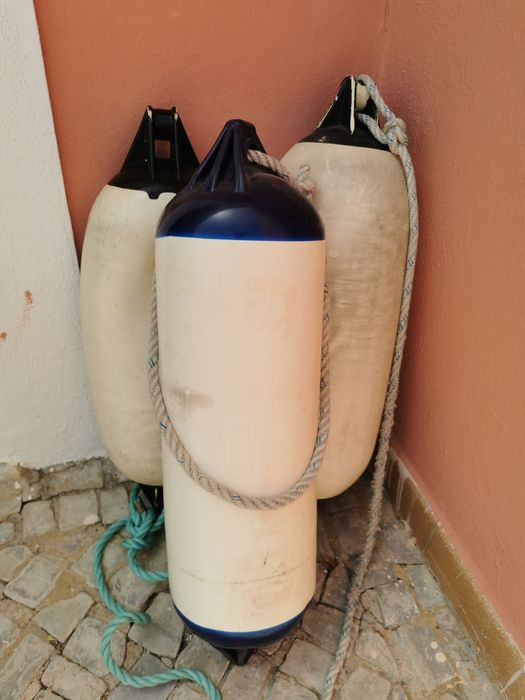 Vendo Três Defensas