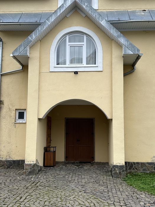 Вікно металопластикове, з хорошого профілю.