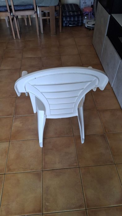 Cadeira de plástico