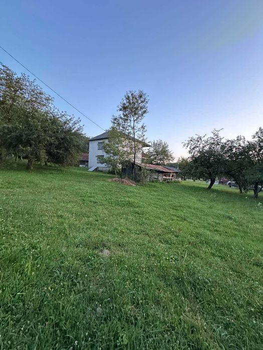 Продається будинок в с. Нересниця