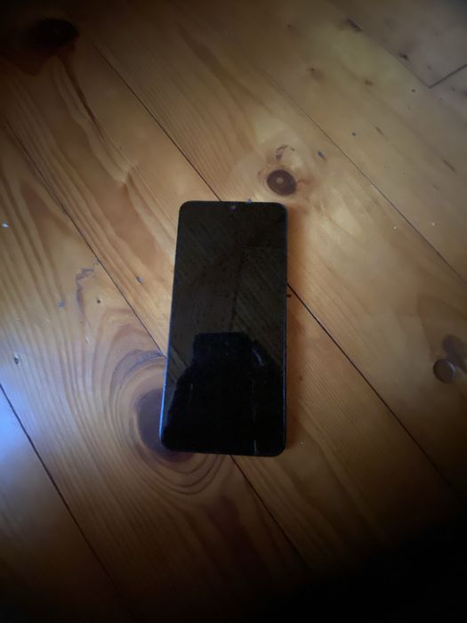 Маю на запчасті Redmi 13c