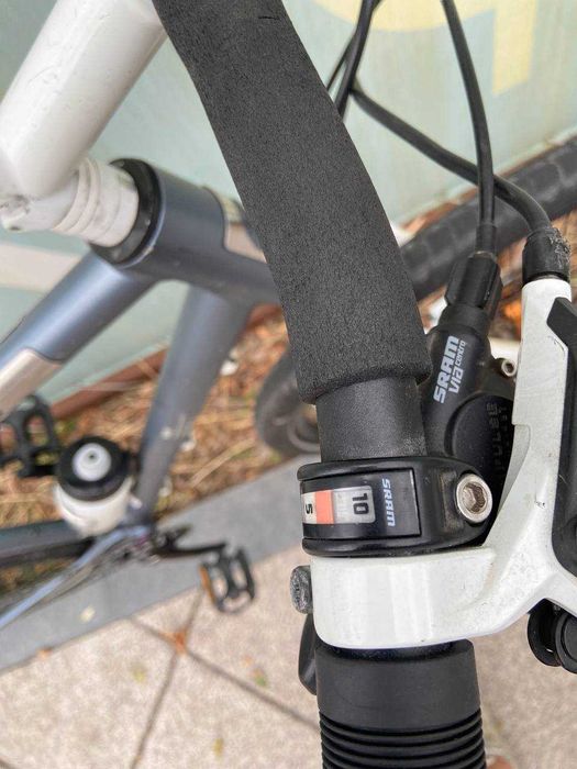 Велосипед Giant Seek L