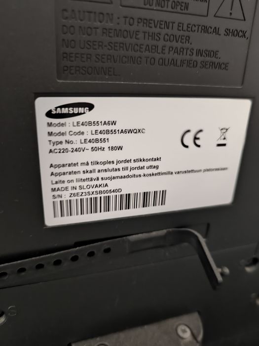 TV Samsung 40" com comando