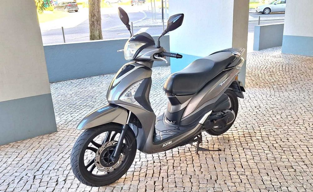Sym Symphony 125cc Scooter
