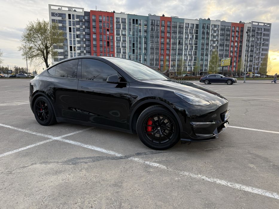 Tesla model Y Perfomance GiGA Berlin
