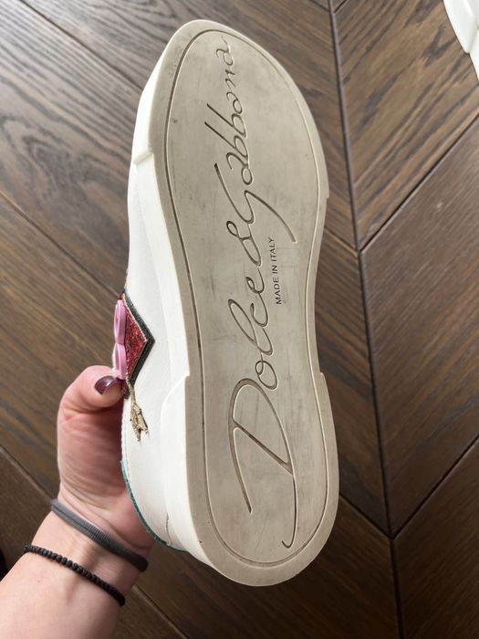 Взуття жіноче