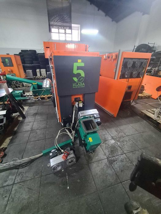 Piec na Trociny 15/50 kw Zrebke Owies Pestka Wióra  5 Klasa