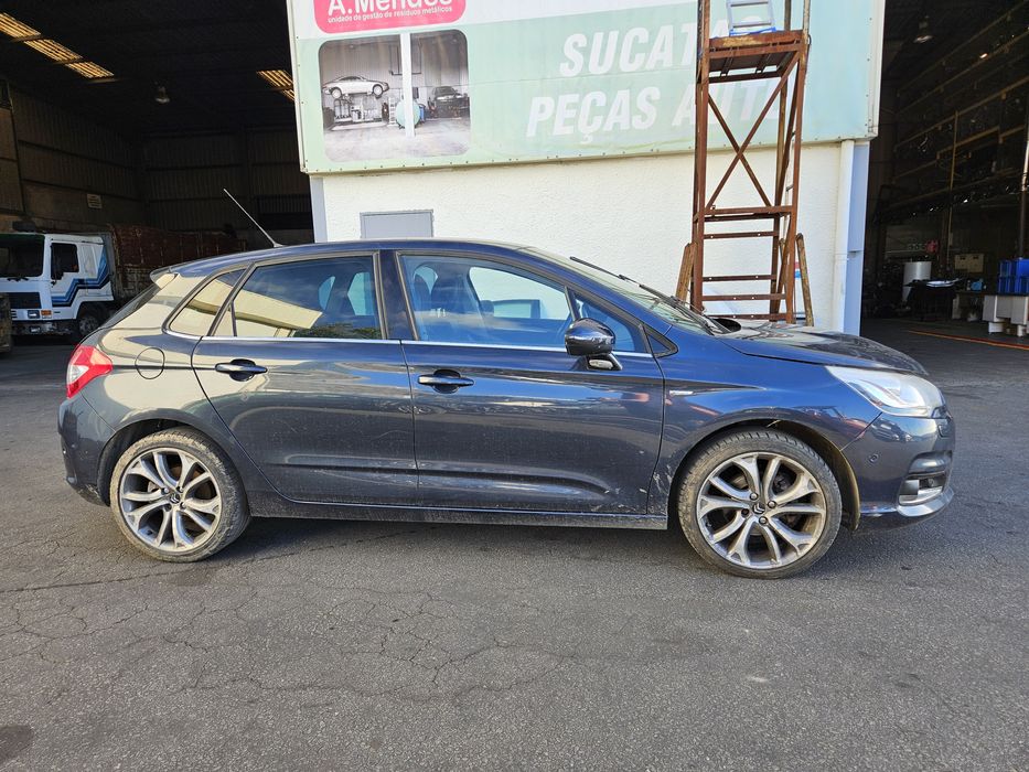 Citroën C4 II Exclusive 1.6 BlueHDi de 2014 para peças