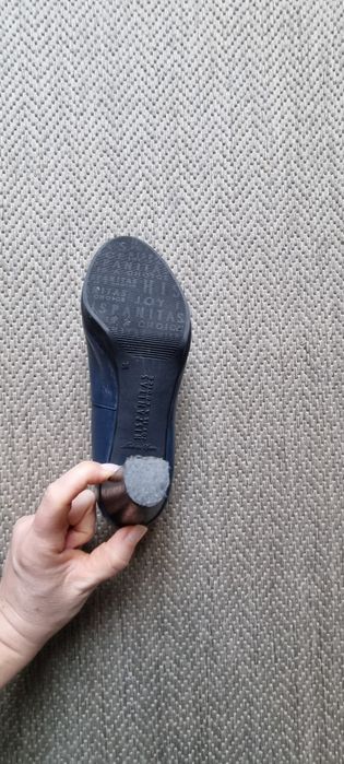 Buty na obcasie  skóra naturalna