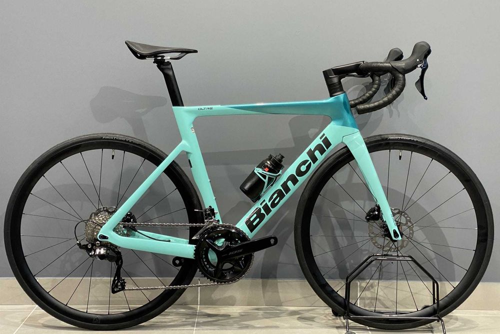 Bianchi Oltre Race Aero rower szosowy triathlonowy Shimano 105 Celeste
