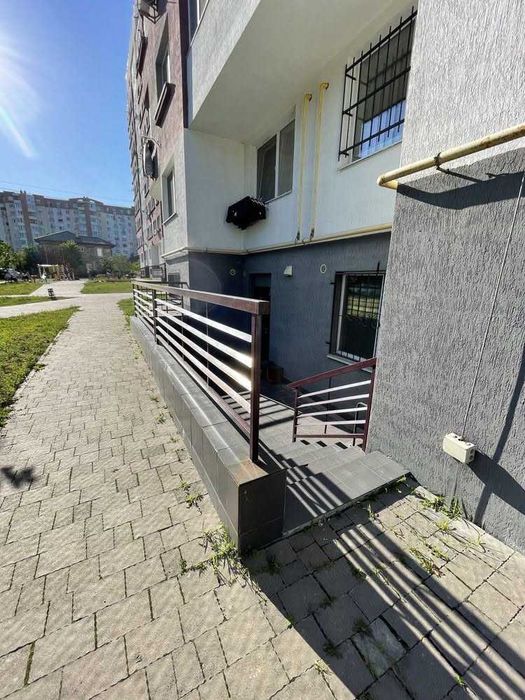 Оренда приміщення 36м2 вул. ДЕМНЯНСЬКА