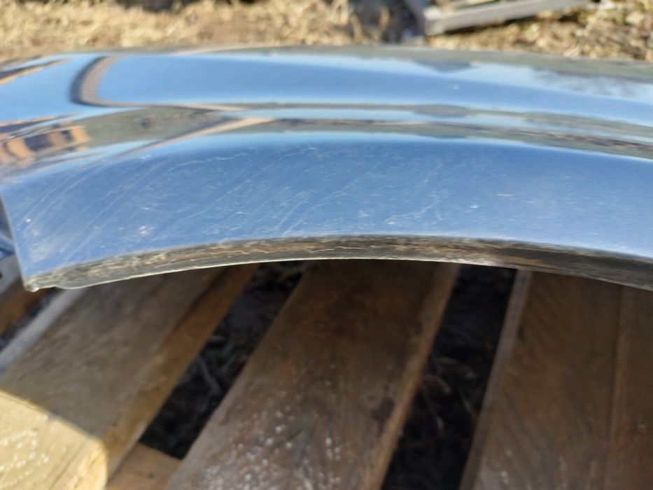 Błotnik lewy przód VW Touran 1t1