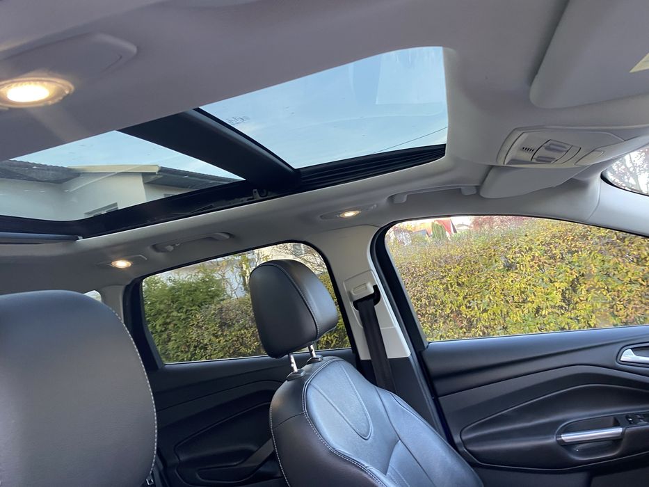 Ford Kuga 4x4 1,6  Benzyna Automat Bixenon Sport Zarejestrowany