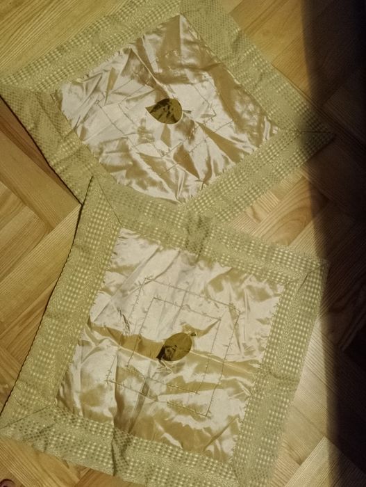 Przykrycie na łóżko z poszewkami na jaśki